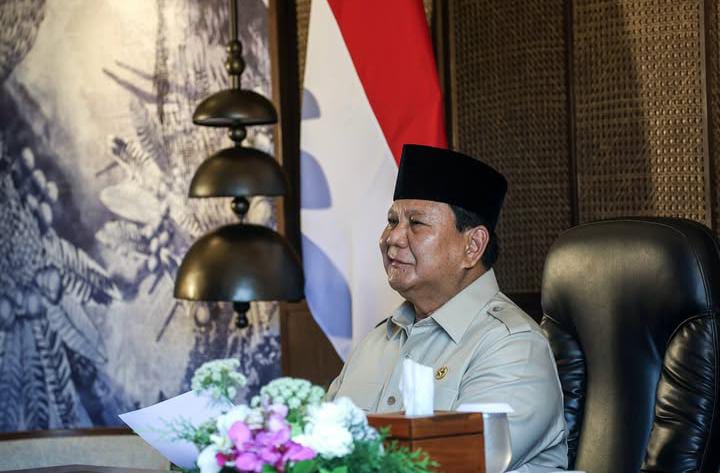 Target terlampaui, Indonesia panen 91 emas SEA Games 2025. Prabowo senang sekaligus candai beban bonus atlet.