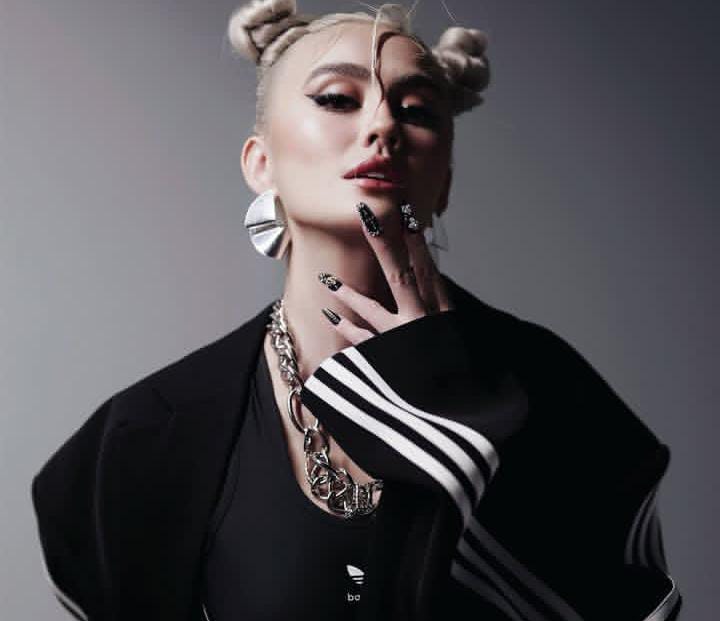 Agnez Mo tidak hadir dalam sidang gugatan hak cipta lagu Bilang Saja