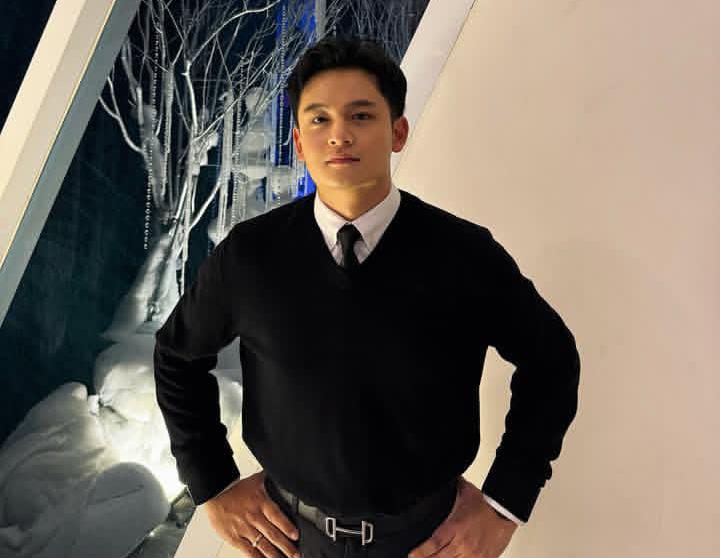 Randy Martin berperan sebagai Raka di film dusun mayit