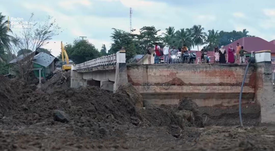 ilustrasi pembangunan jembatan di bencana Sumatera