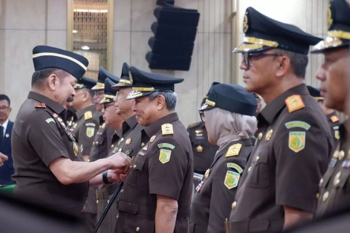 Jaksa Agung ST Burhanuddin melantik pejabat di lingkungan Kejaksaan Agung.