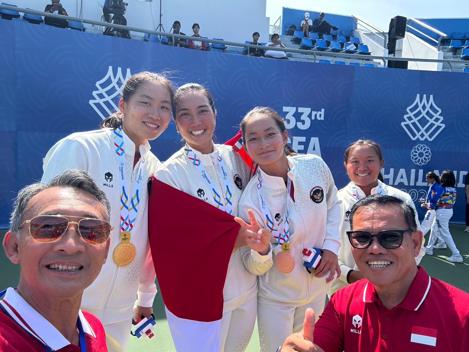 Keberhasilan Cabor tenis di SEA Games Thailand beberapa waktu lalu.