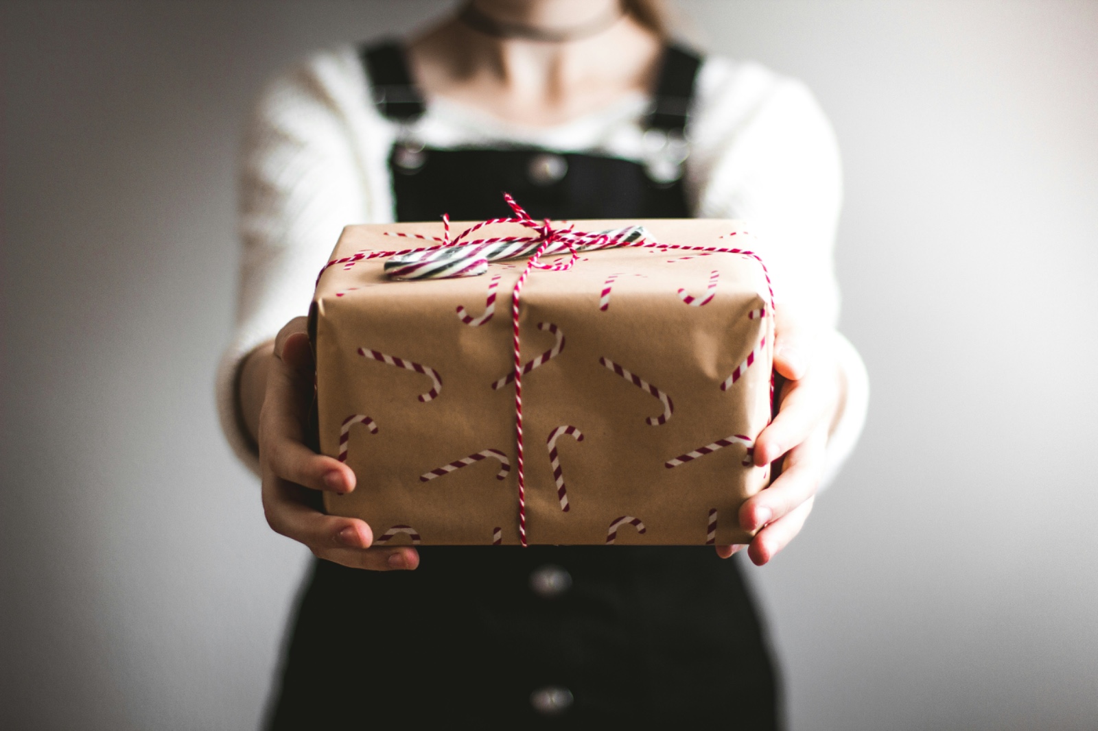 Tips memilih hadiah cewek,untuk perempuan susah ditebak, ide kado cewek.