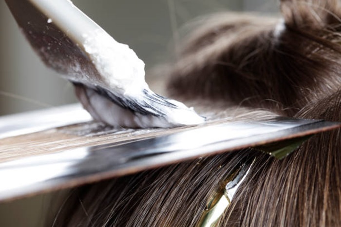 Ilustrasi Mewarnai Rambut