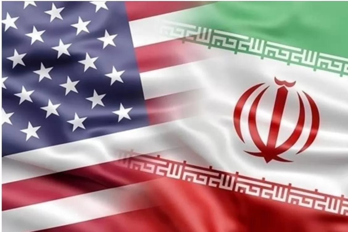 bendera Amerika Serikat dan bendera Iran
