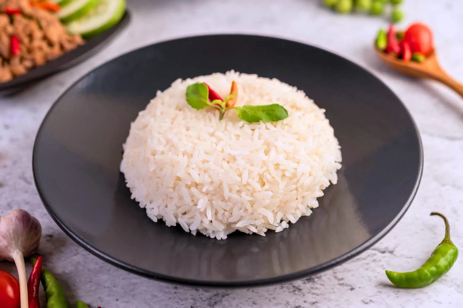 Banyak orang menghindari nasi dan menganggap anak gemuk pasti sehat