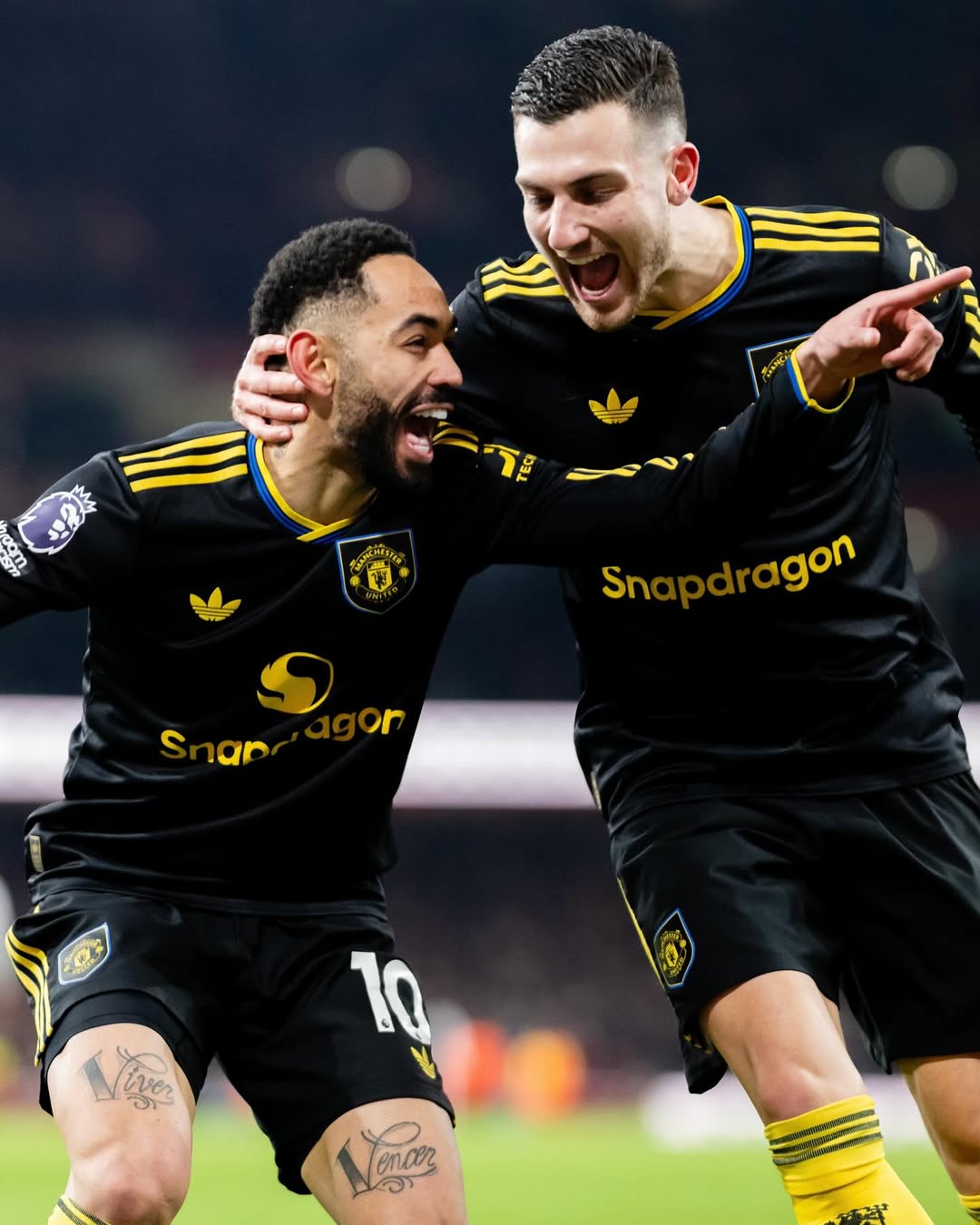 Manchester United menang dramatis atas Arsenal di Stadion Emirate