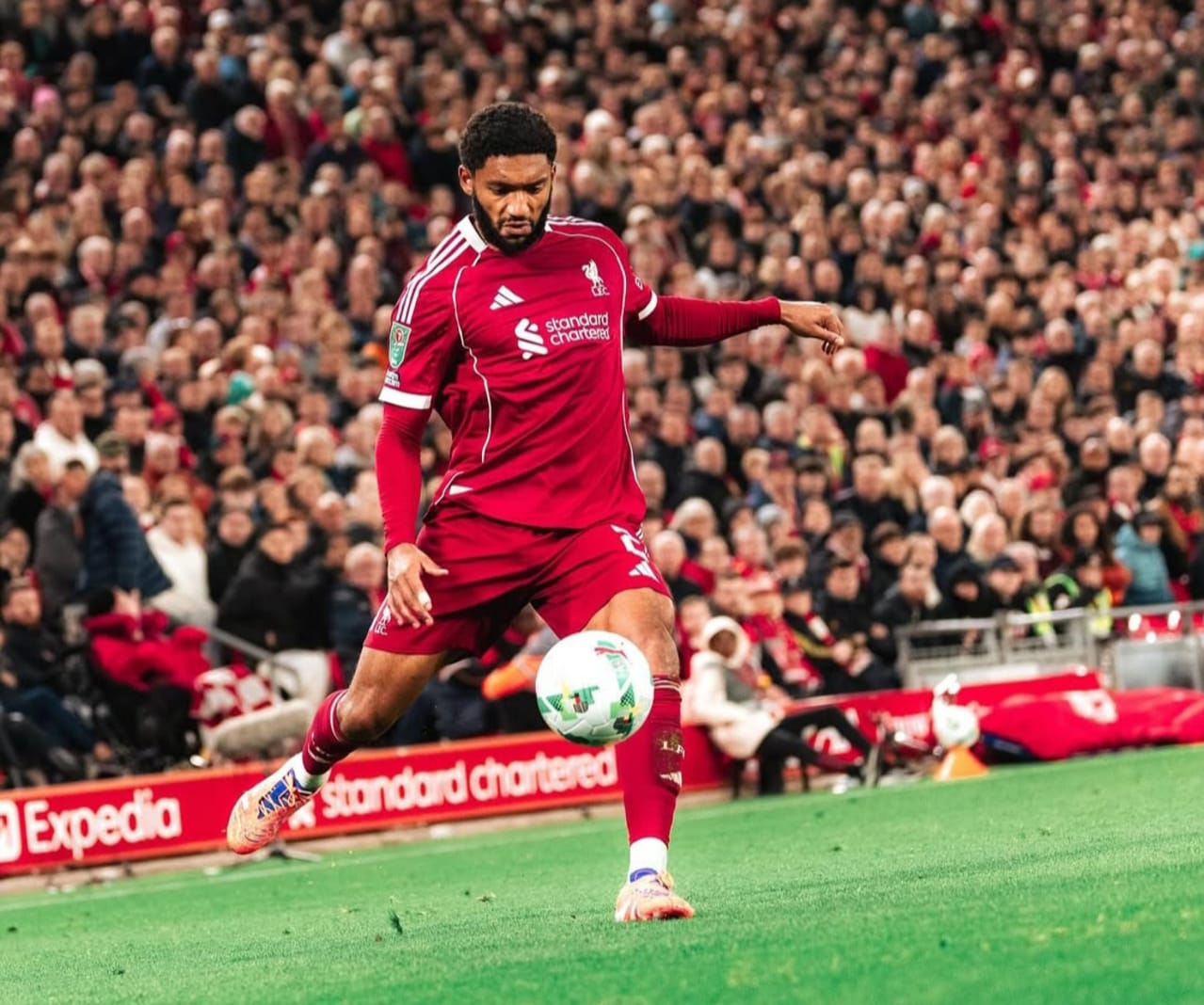 Pemain andalan Liverpool, Joe Gomez, diincar raksasa Italia, AC Milan