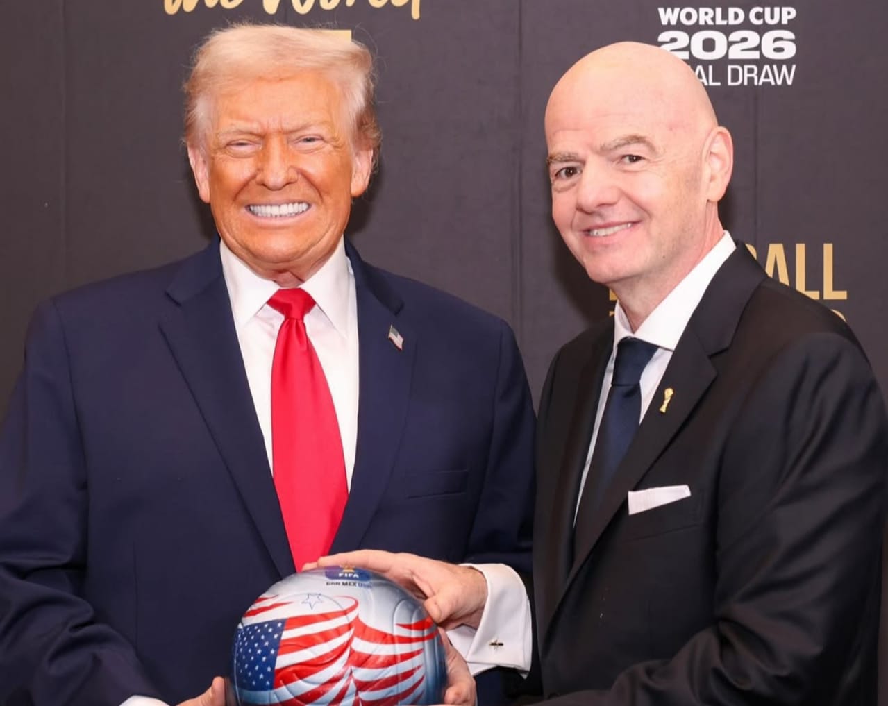 Preside FIFA Gianni Infantino dan presiden AS Donald Trump