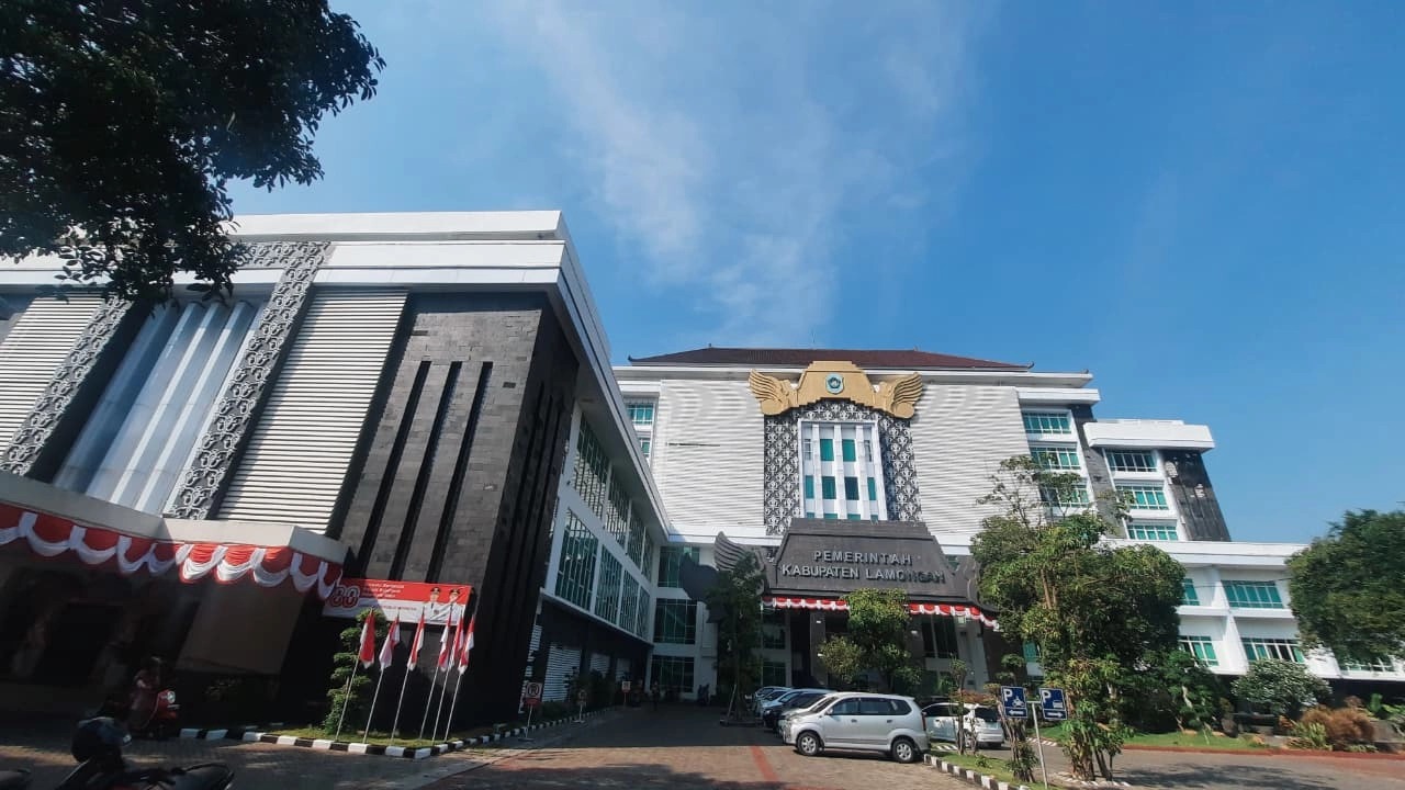 Gedung Pemkab Lamongan