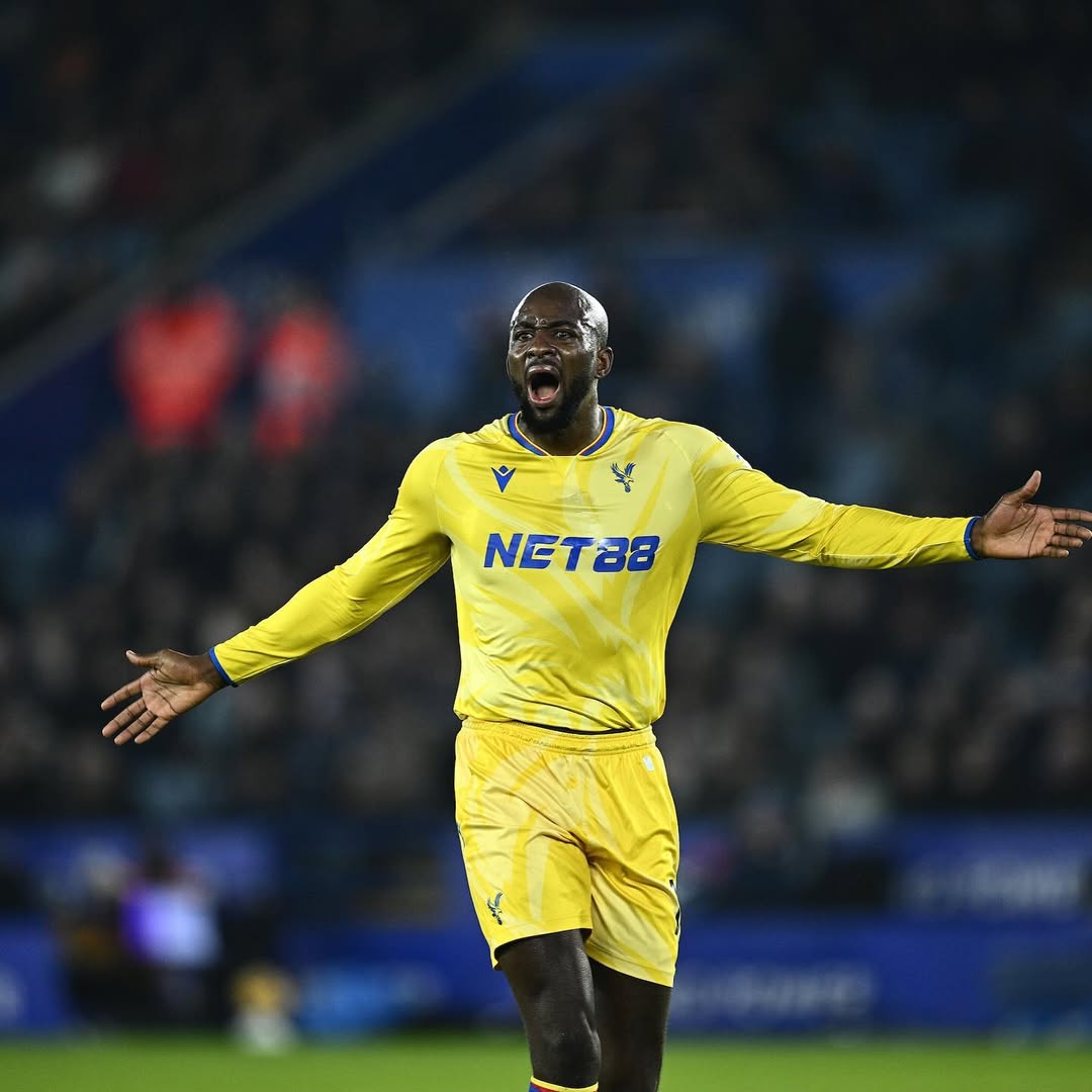 Keraguan terhadap kondisi fisik Jean-Philippe Mateta membuat AC Milan mempertimbangkan ulang transfer
