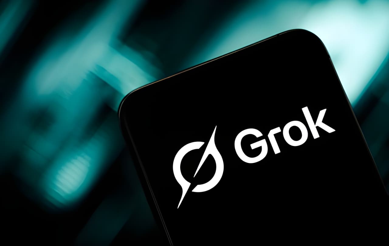 Komdigi kembali buka akses ke Grok setelah diblokir akibat konten ilegal.