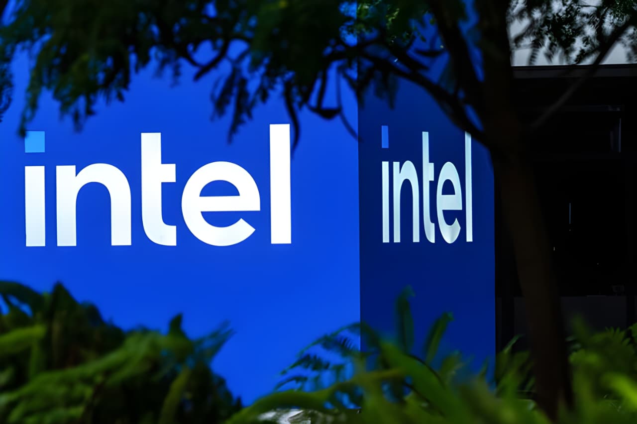 Intel berencana untuk kembangkan GPU sendiri yang menyasar pasar pusat data.