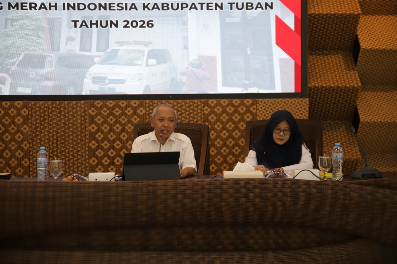 Sekda Tuban sekaligus Ketua PMI Tuban Budi Wiyana memimpin Muskerkab PMI 2026 di Gedung KORPRI di &nbsp;kompleks Pendapa Kridha Manunggal Tuban, Rabu (4/2).&nbsp;