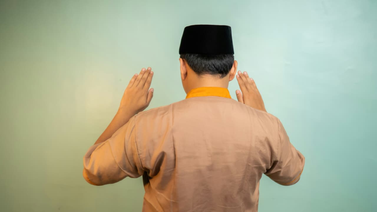 Artikel ini membahas persiapan sebelum ramadan datang.