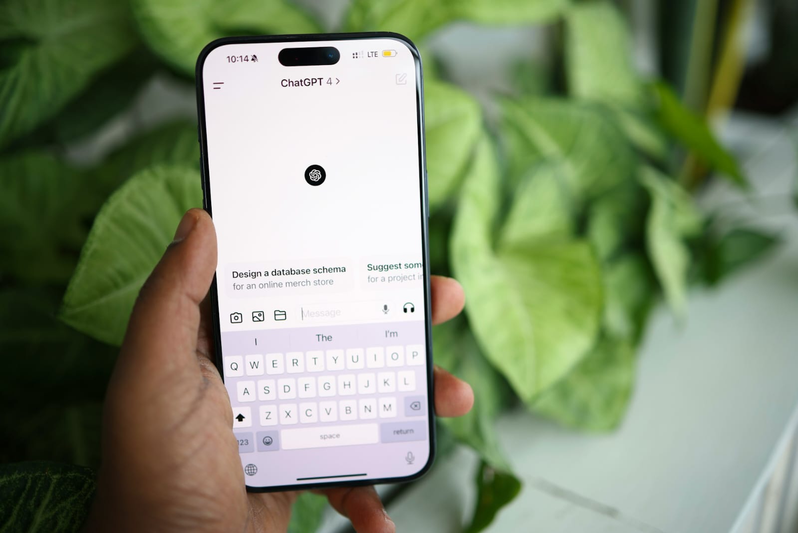OpenAI hadirkan iklan ke pengguna ChatGPT di AS.