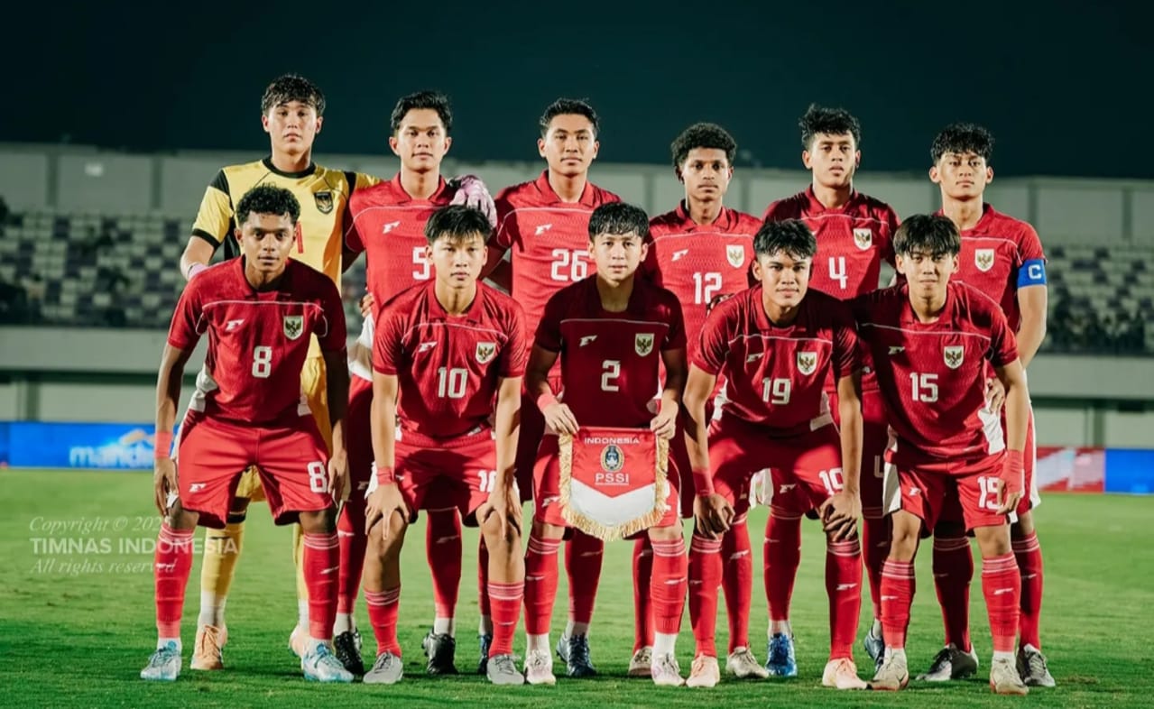 Timnas Indonesia U-17 saat melawan Tiongkok U-17.