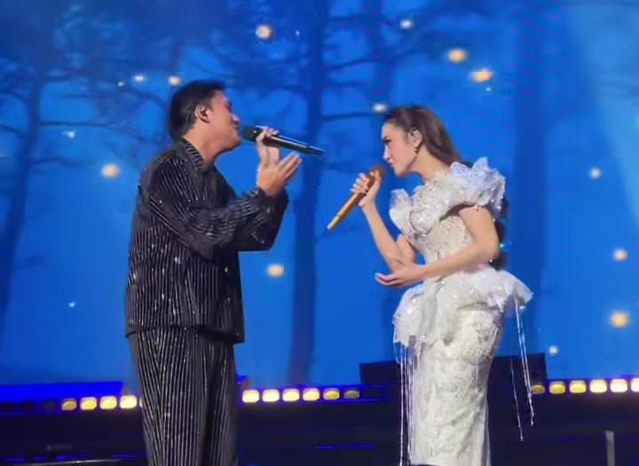 Mahalini dan Rizki Bawakan lagu Bermuara di konser koma.