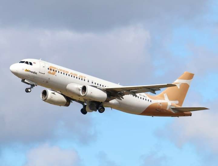 Ilustrasi pesawat Super Air Jet.