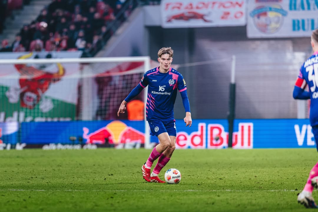 Nerazzurri membidik bek muda Mainz Kacper Potulski
