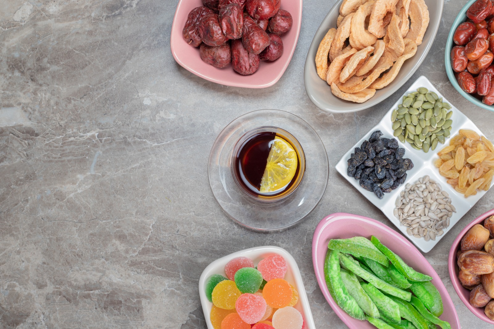 hidangan takjil sehat untuk berbuka puasa guna menjaga keseimbangan asupan gizi selama Ramadan