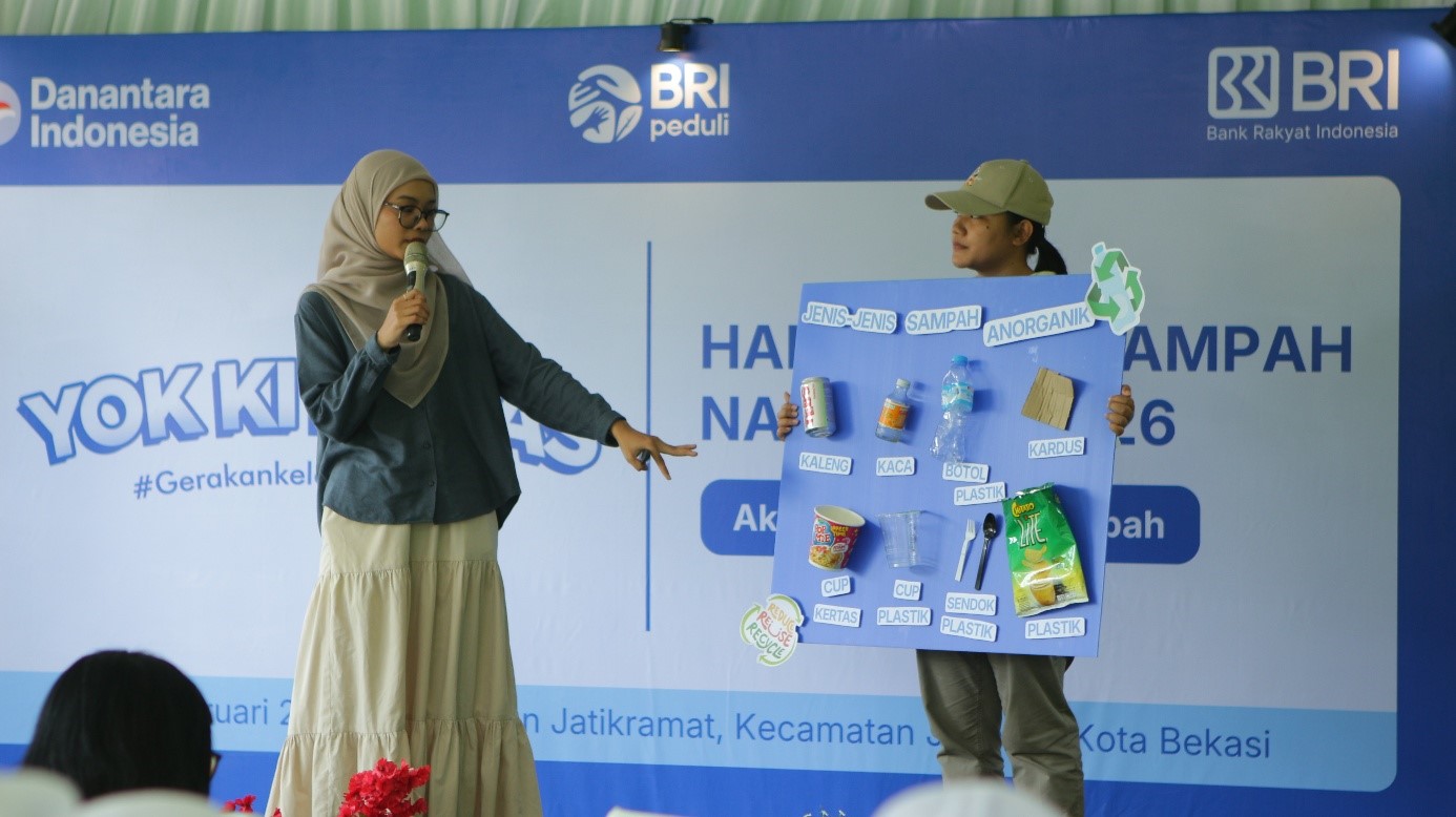 Program BRI Peduli Yok Kita Gas dorong edukasi pilah sampah dan inovasi pengelolaan limbah masyarakat Bekasi.