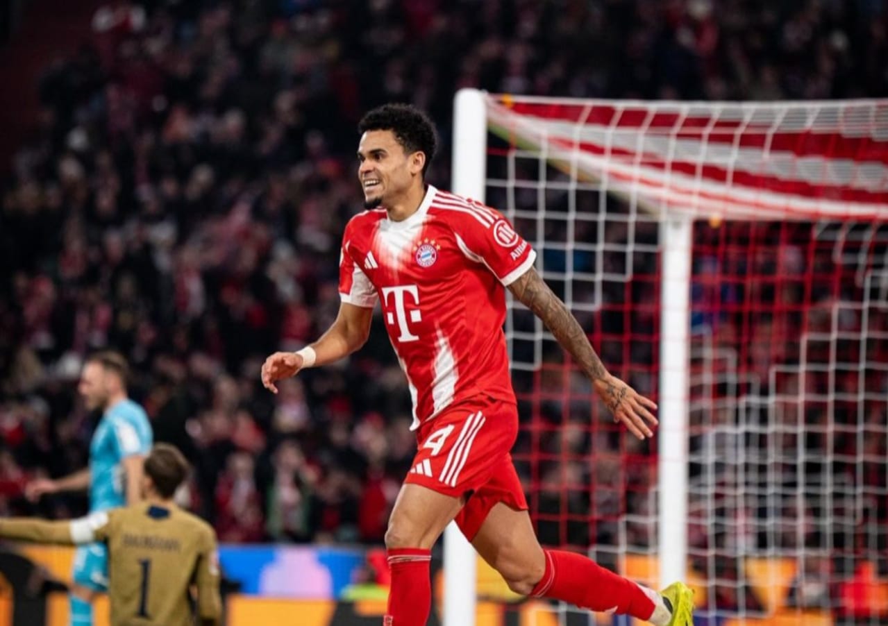 Pemain Bayer Munich, Luis Diaz.