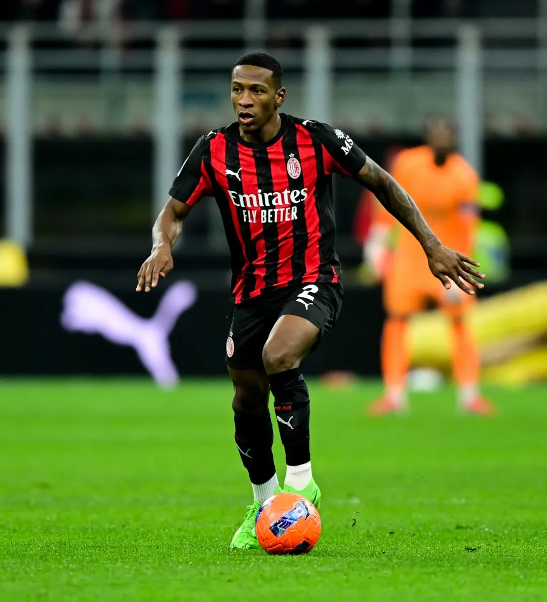 AC Milan siap lepaskan Pervis Estupi&ntilde;&aacute;n,
