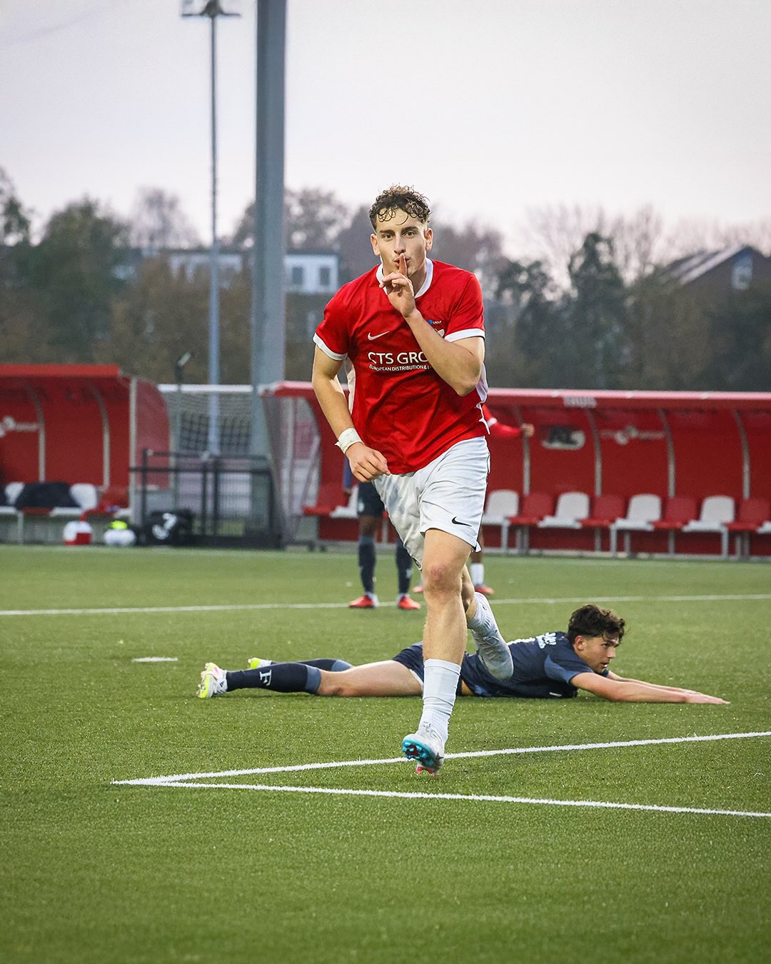 Striker muda AZ Alkmaar Bendeg&uacute;z Kov&aacute;cs masuk radar Juventus