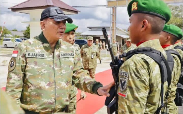 Menper, Sjafrie Kunjungan kerja ke Yonif TP 845/ksatria satam di Belitung Timur