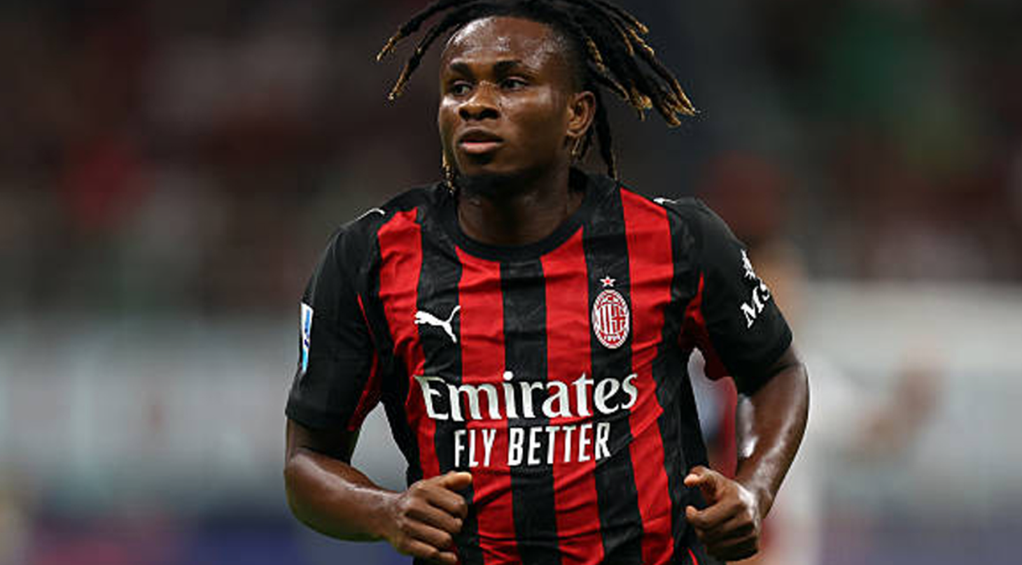 Fulham bergerak cepat untuk mengamankan Samuel Chukwueze secara permanen. AC Milan kini dihadapkan pada keputusan penting musim panas ini.