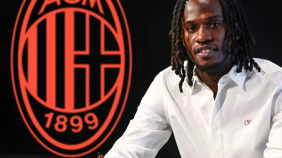 AC Milan akan menentukan masa depan Warren Bondo di bursa transfer. (instagram.com/warren.bondo)