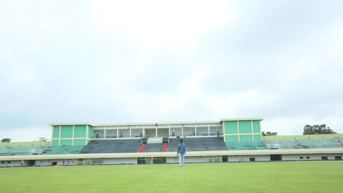 Kondisi Stadion TSC yang terakhir kali digunakan untuk menggelar kompetisi Liga 4 Kapal Api Piala Gubernur Jawa Timur 2025-2026 lalu. (ANDREYAN/RADAR TUBAN)