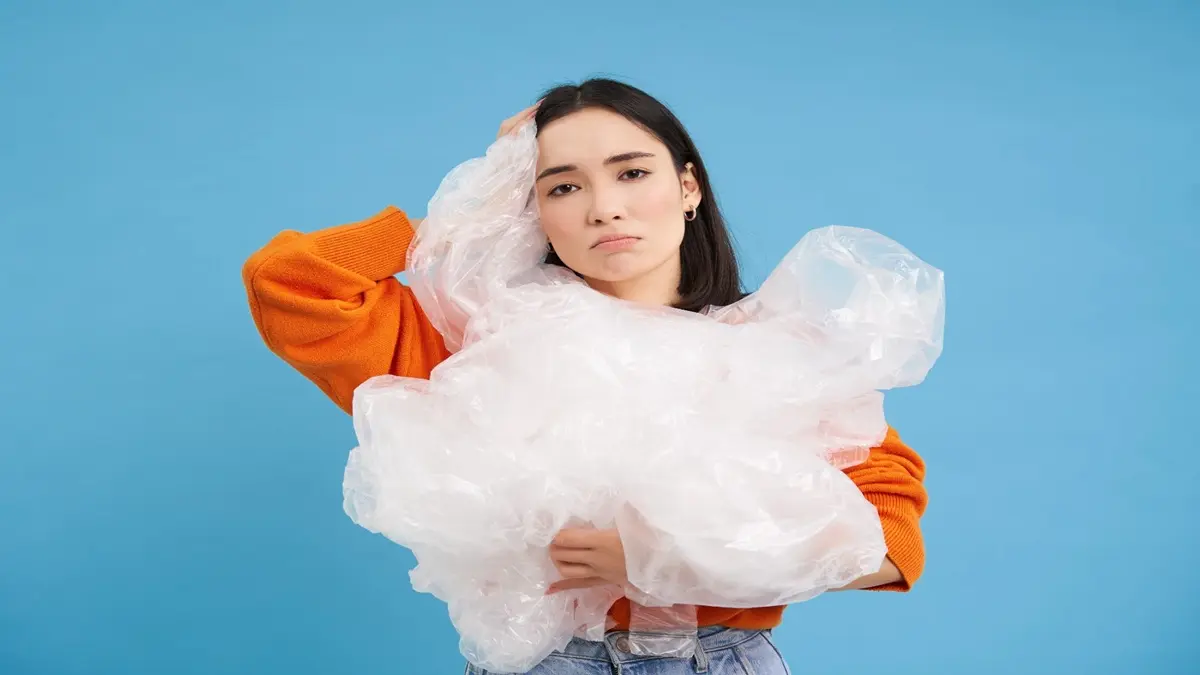Dampak konflik global mulai terasa di pasar lokal, pelaku UMKM terhimpit biaya produksi yang terus meningkat. (Freepik.com)