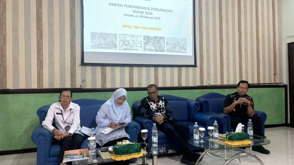 Dari 311 desa di Tuban, baru sebagian yang mengajukan administrasi, sehingga pencairan Dana Desa masih tertunda. (YUDHA SATRIA ADITAMA/RADAR TUBAN)