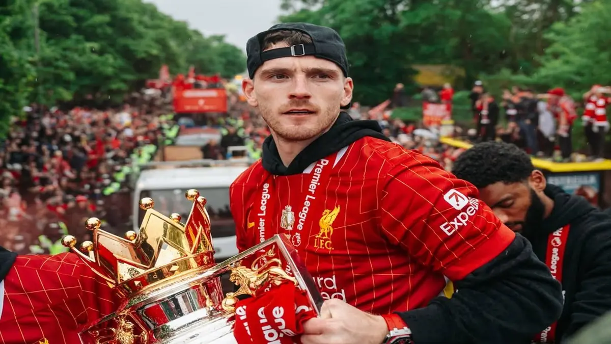 Milan mempertimbangkan Andrew Robertson sebagai pengganti Estupiñán. (instagram.com/andyrobertson94)