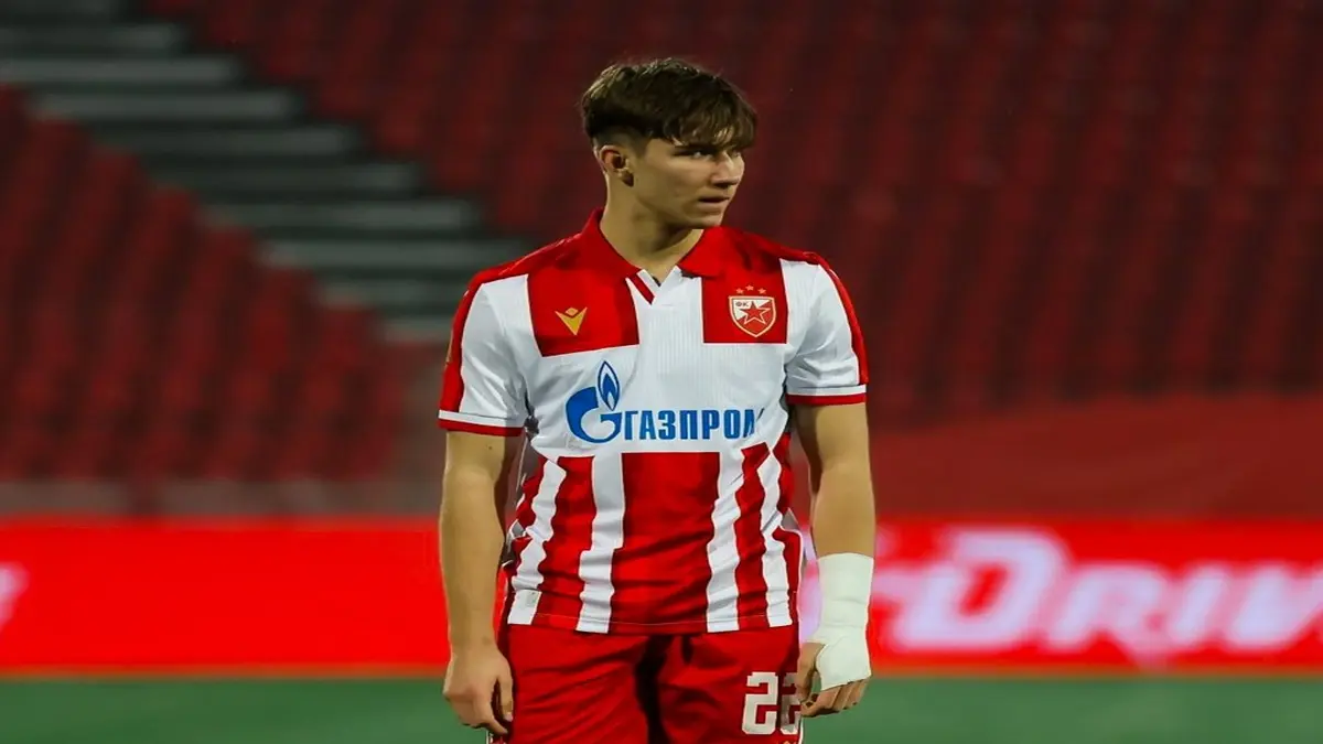 Gelandang muda berbakat Vasilije Kostov. (instagram.com/vasilije.kostov)