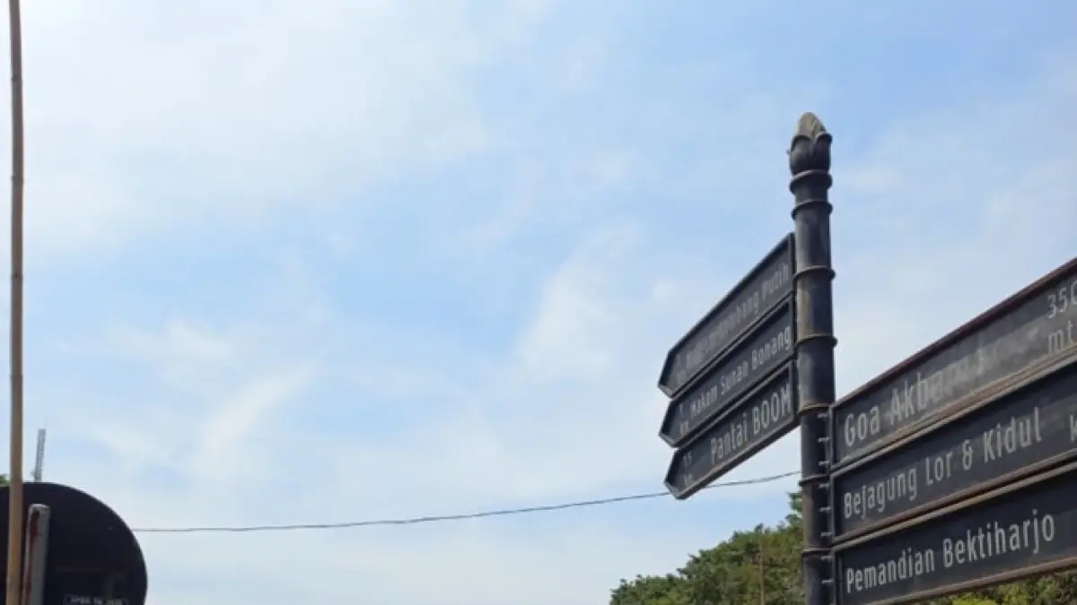 Terminal Wisata Kebonsari Tuban yang rencananya bakal dijadikan lahan bangunan museum dan art space yang terpadu dengan perpustakaan dan terintegrasi dengan wisata Gua Akbar dan Pasar Baru Tuban. (AHMAD ATHO’ILLAH/RADAR TUBAN)