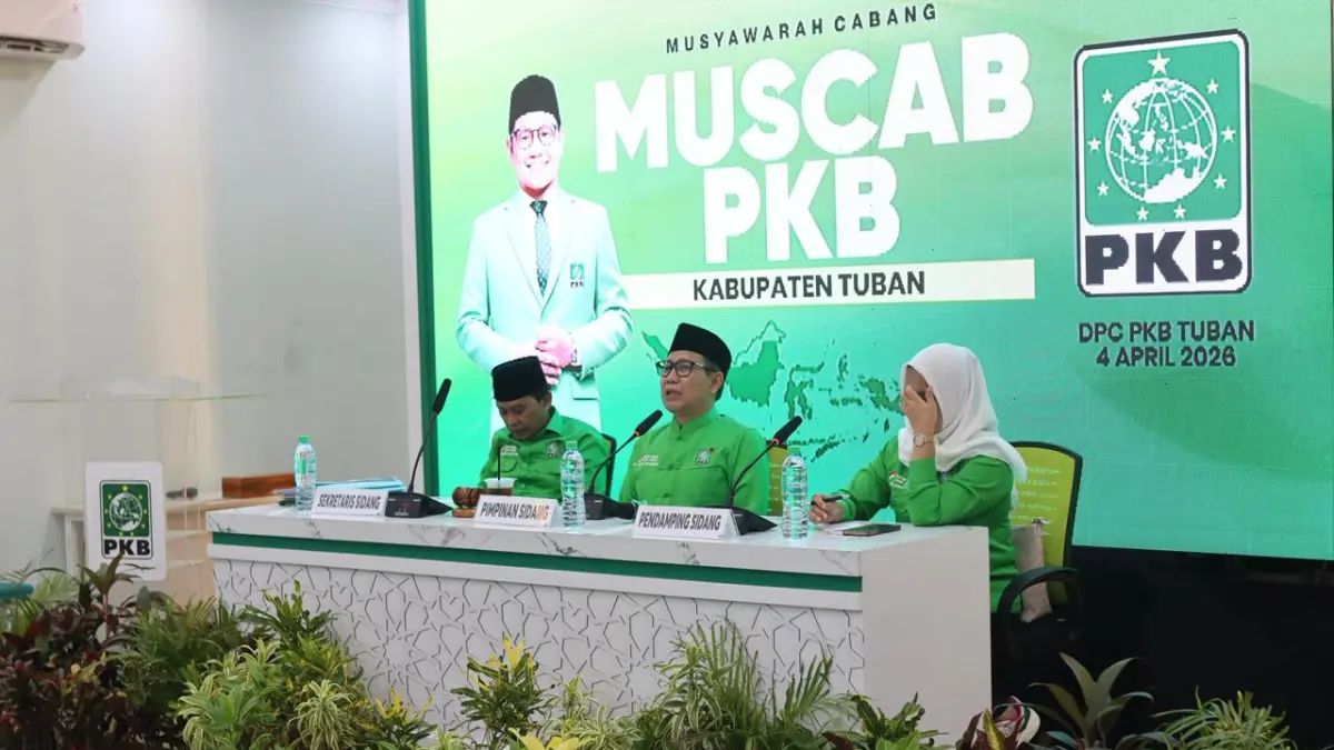 Ketua DPW PKB Jawa Timur Abdul Halim Iskandar menyampaikan kriteria ketua DPC PKB Tuban dalam muscab, Sabtu (4/4). (M. MAHFUDZ MUNTAHA/RADAR TUBAN)