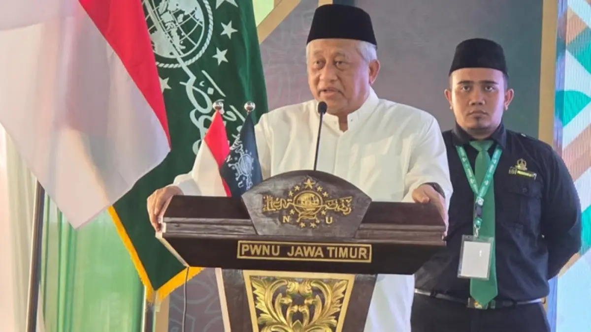 Rais Syuriah PBNU Dr. KH. Muhammad Nuh menyampaikan sambutan dalam pembukaan Muskerwil Jatim di Ponpes Bejagung, Tuban kemarin (11/4). (RADAR TUBAN)