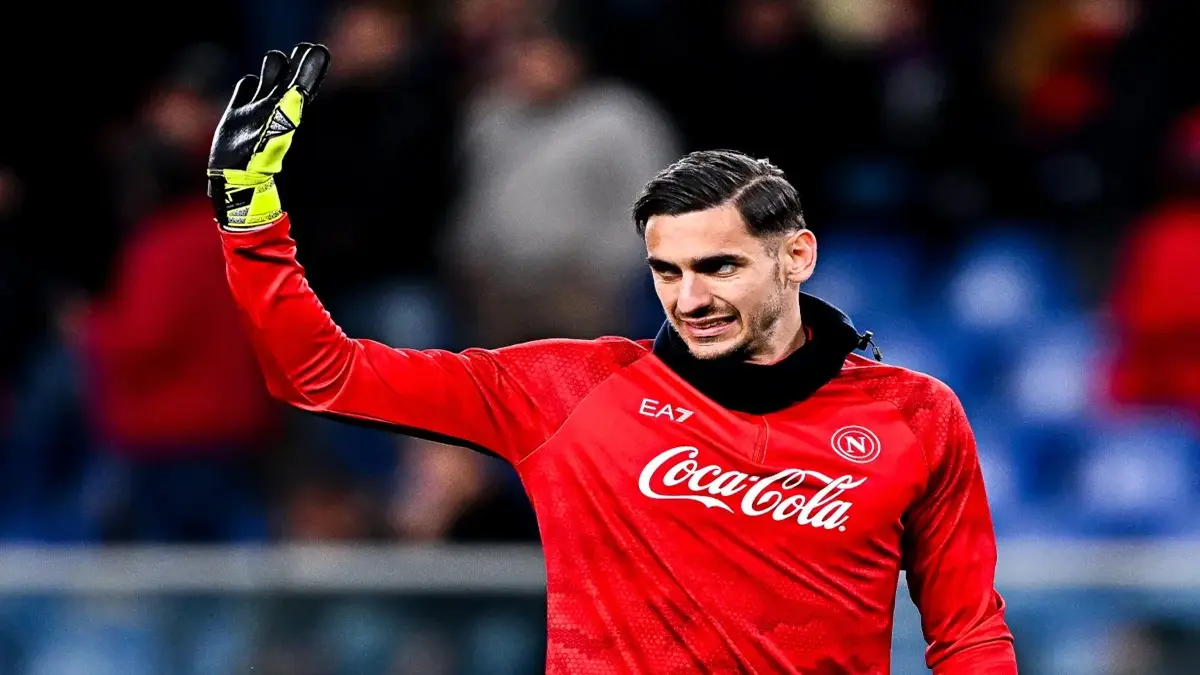 Alex Meret masuk radar Inter Milan. (Ligachampions.com)