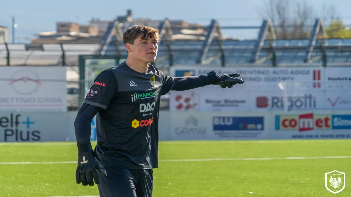 Kiper muda Leonardo Santer berpeluang dipermanenkan Torino. (actrento.com)