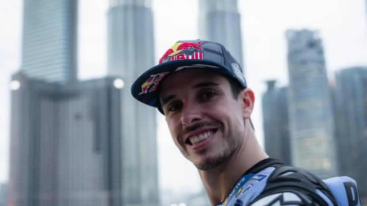 Alex berikan Tanggapan Soal Kabar Marc Marquez yang pensiun. (Instagram/alexmarquez73)