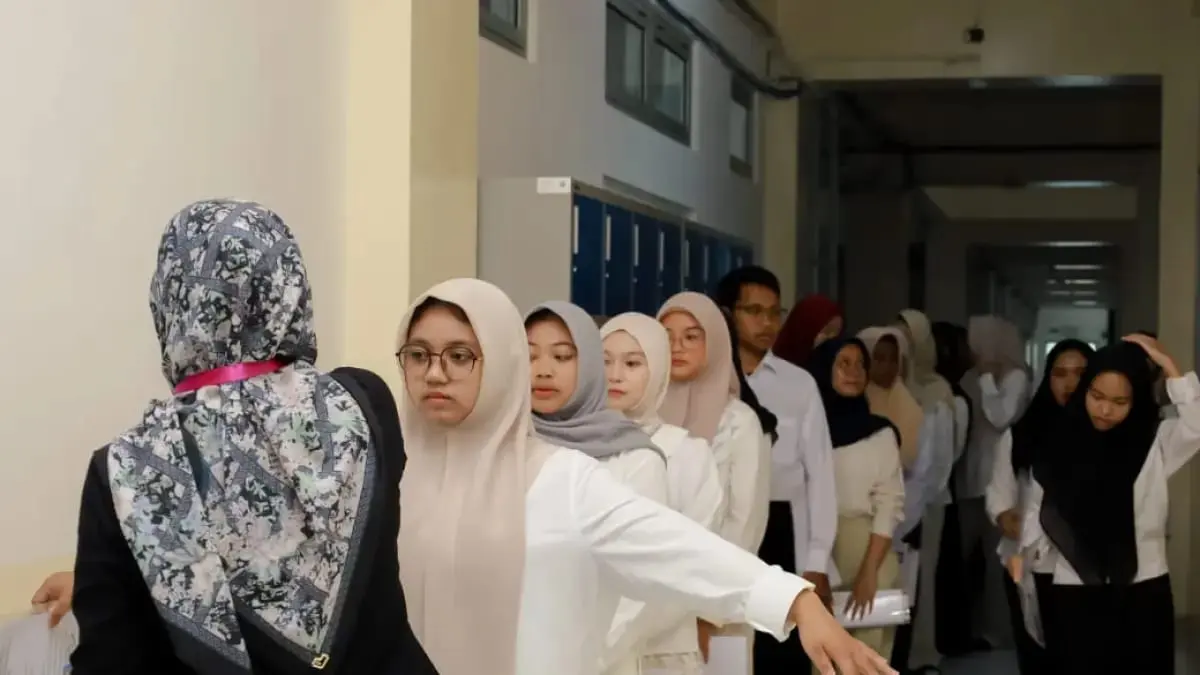 Suasana pelaksanaan UTBK-SNBT 2026 hari pertama di Kampus C Universitas Airlangga, (Dok. Humas Unair)