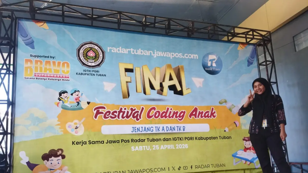 Teras Bravo Swalayan Tuban yang menjadi panggung bagi finalis Festival Coding untuk Anak TK, Sabtu (25/4) hari ini. (WIDODO/RADAR TUBAN)