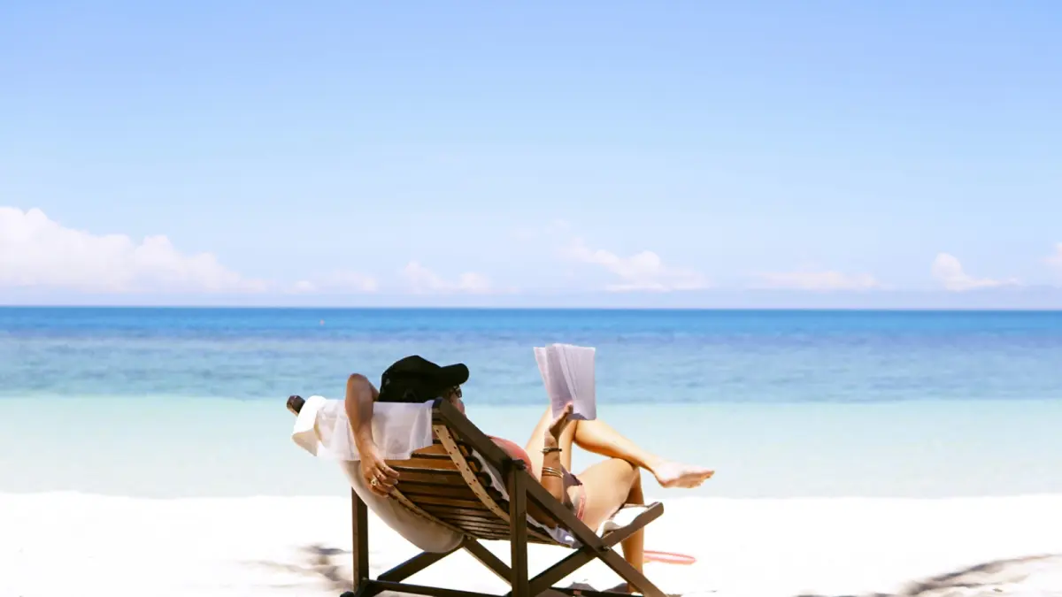 Rekomendasi long weekend bulan mei. (Chen Mizrach on Unsplash)