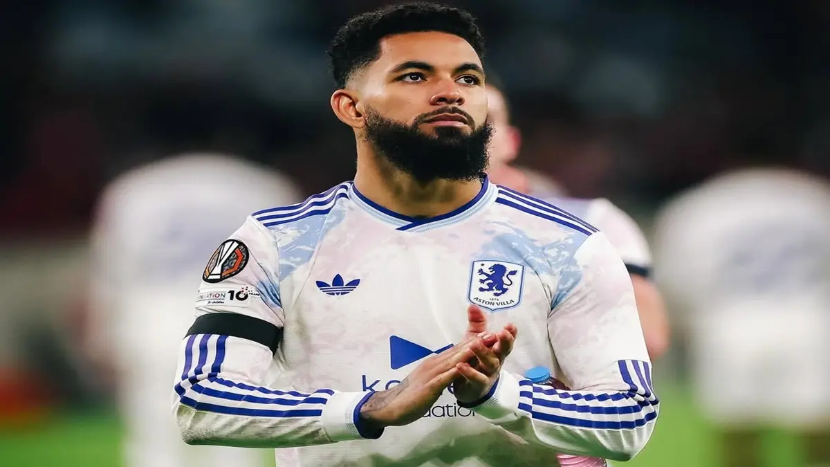 Douglas Luiz berpotensi kembali ke Juventus. (instagram.com/dgoficial)