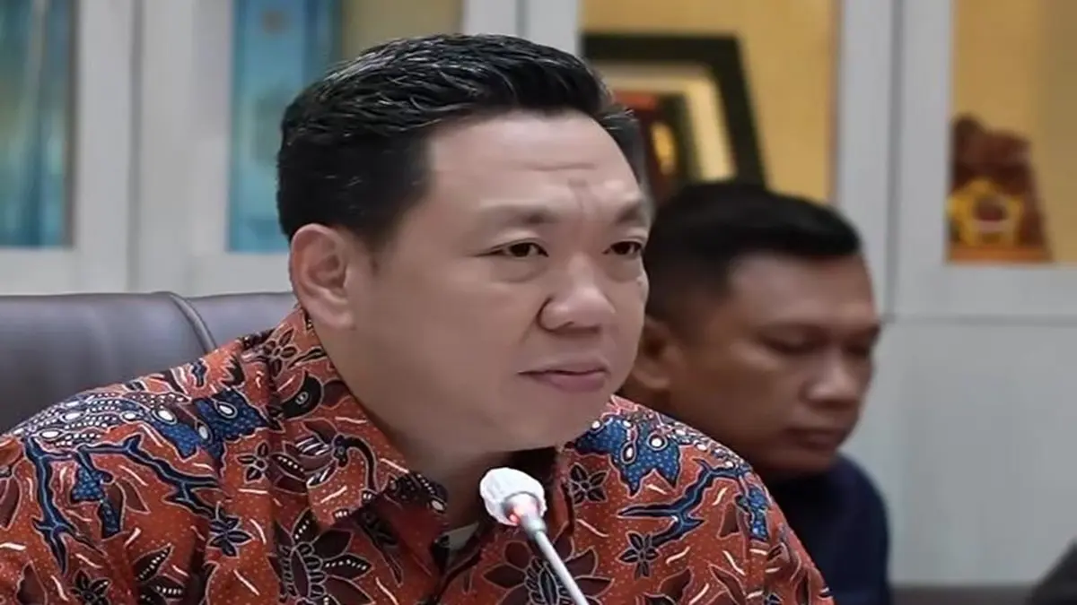 Ketua Fraksi PDI-P ,Charles Honoris. (nstagram @charleshonoris)