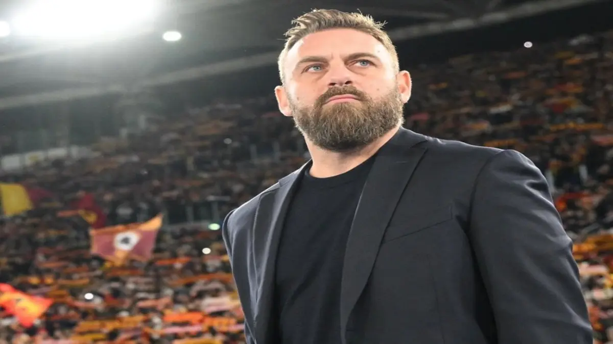 Daniele De Rossi dipastikan melatih Genoa hingga 2028. (instagram.com/danielederossi)