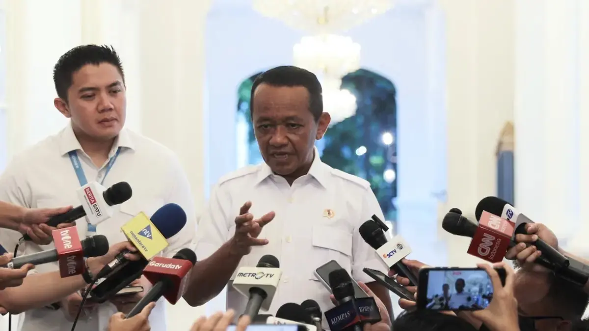 Menteri ESDM Bahlil Lahadalia ketika memberikan keterangan. (Jawapos.com)